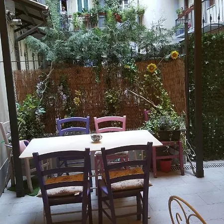 Bed & Breakfast Corte Delle Camelie Turijn