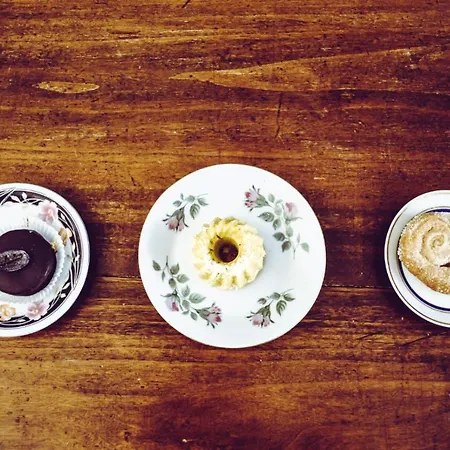 Alojamento de Acomodação e Pequeno-almoço Corte Delle Camelie