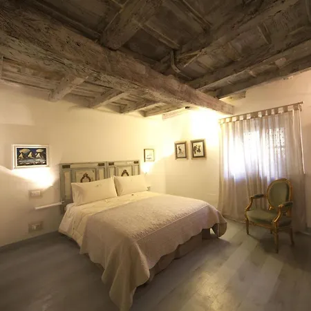 La Casa Del Cuore Bed & Breakfast *