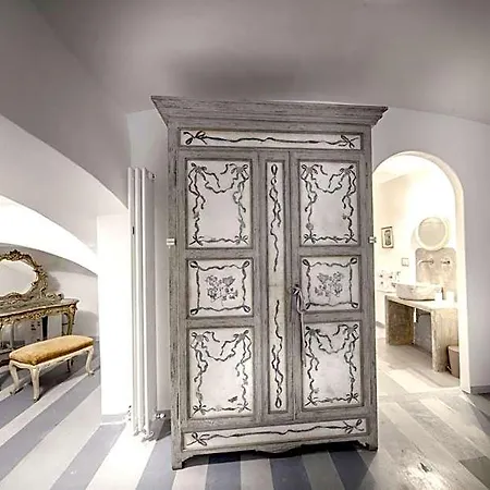 Corte Delle Camelie Bed & Breakfast 4*