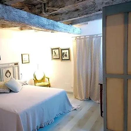Frühstückspension Corte Delle Camelie 4*