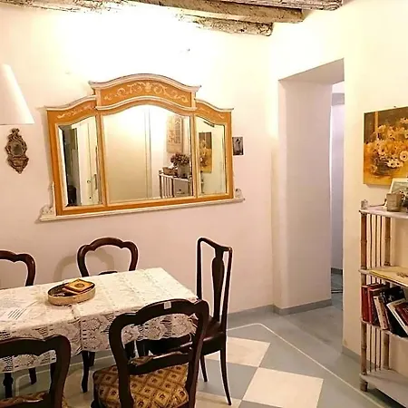 Corte Delle Camelie Bed & Breakfast 4*