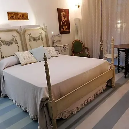 Corte Delle Camelie Bed & Breakfast Turijn