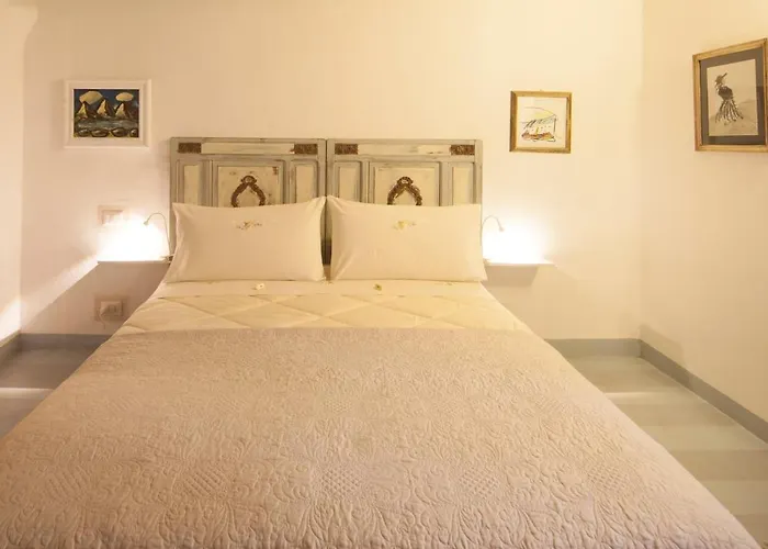 Corte Delle Camelie Bed & Breakfast Turin