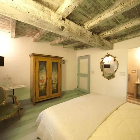 Corte Delle Camelie Bed & Breakfast