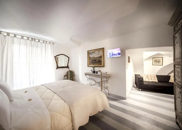 Corte Delle Camelie فندق مبيت وإفطار 4*