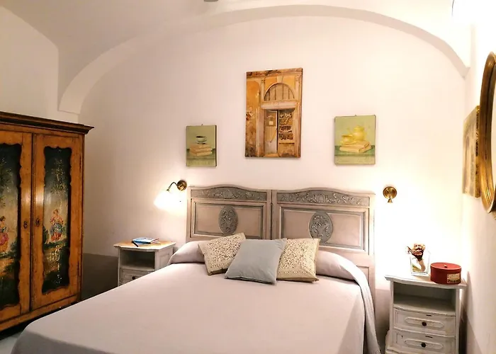 فندق مبيت وإفطار Corte Delle Camelie 4*