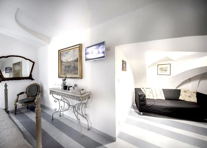 Corte Delle Camelie Bed & Breakfast 4*